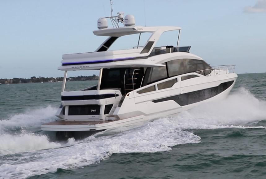 2014 sea ray l650 fly. Яхта абсолют 50. Яхта с флайбриджем. Яхта fly. Катер azimut atlantis 50.