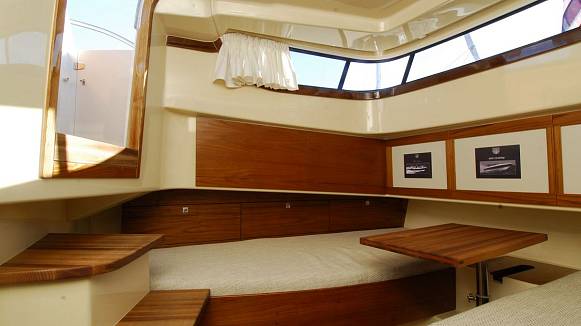 Яхта Marex 370 Aft Cabin
