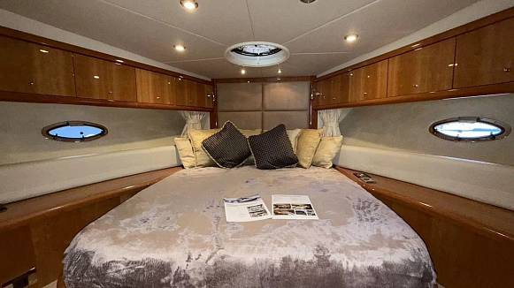 Яхта Sunsееkеr Portofino 46