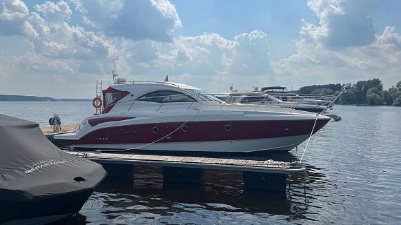 Яхта Beneteau 37 Monte Carlo