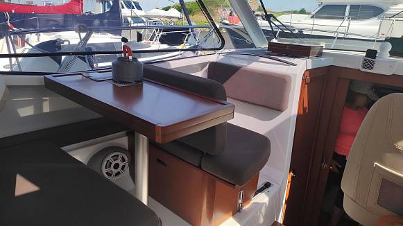 Яхта Merry Fisher 855