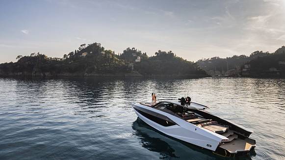 Яхта LAMBORGHINI 63