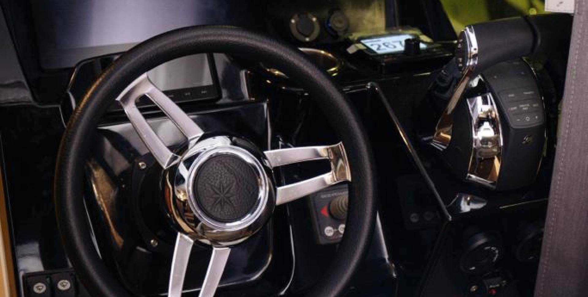 Яхта Merry Fisher 895