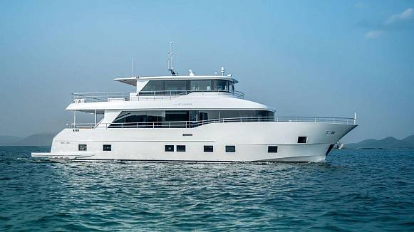 Яхта NOMAD 75 SUV