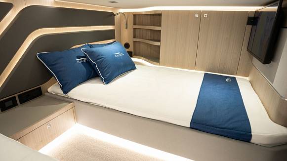 Яхта GALEON 435 GTI