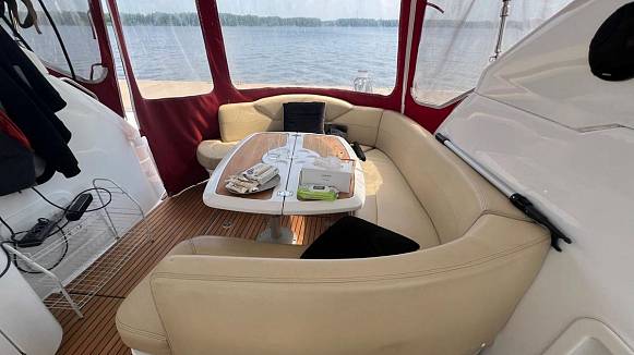 Яхта Beneteau 37 Monte Carlo