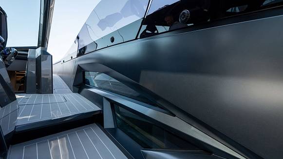 Яхта LAMBORGHINI 63