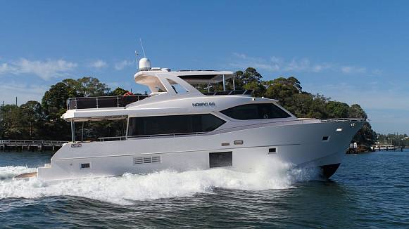 Яхта NOMAD 65