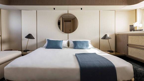 Яхта AZIMUT MAGELLANO 60