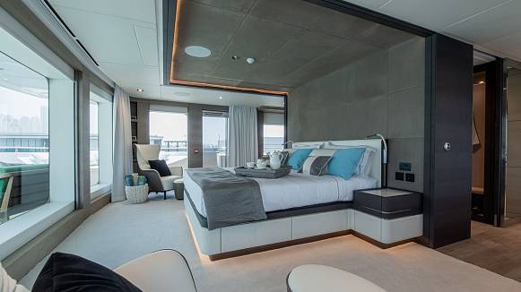 Яхта MAJESTY 175