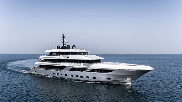 Яхта MAJESTY 175