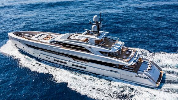 VERTIGE yacht
