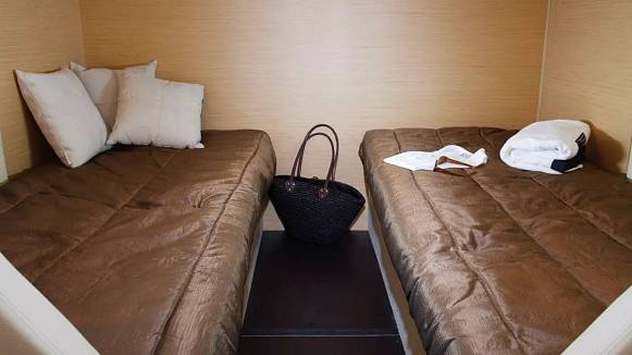 Яхта Beneteau 37 Monte Carlo