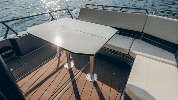 Яхта VICTORY A11