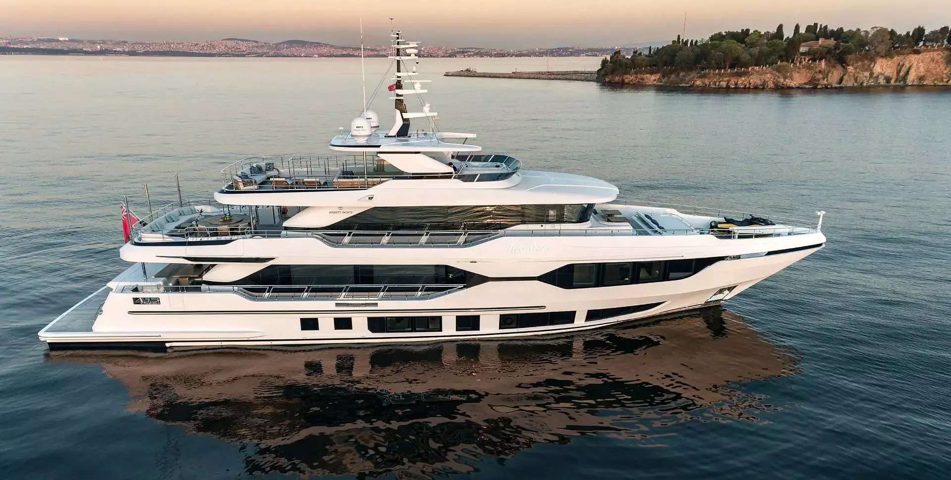 TRUE SENSE yacht