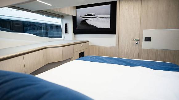 Яхта GALEON 435 GTI