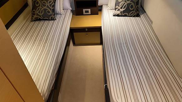 Яхта CRANCHI ATLANTIQUE 43