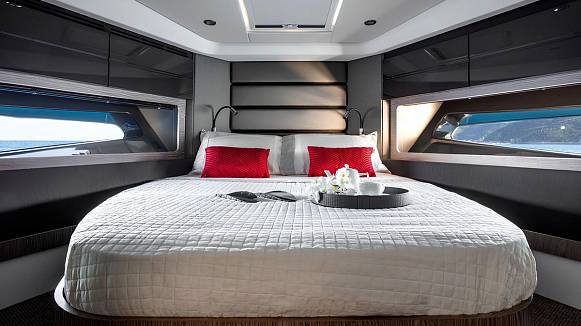 Яхта AZIMUT 45 ATLANTIS