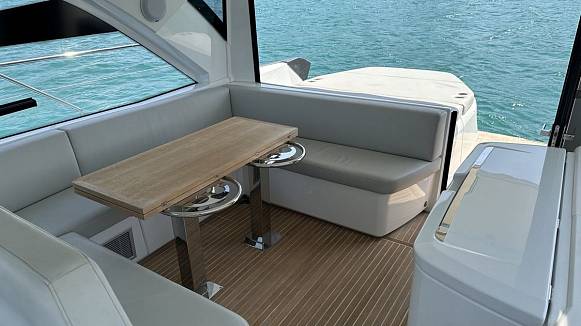 Яхта GRAN TURISMO 45