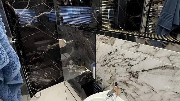 Яхта Galeon 700 Sky