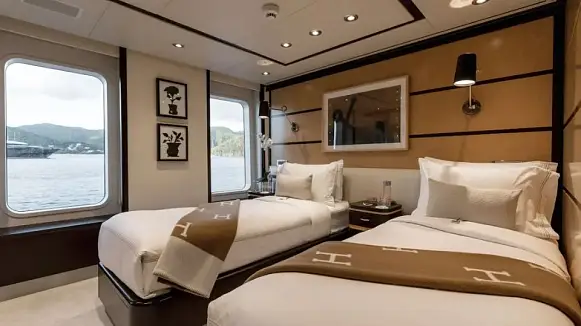 GLADIATOR yacht