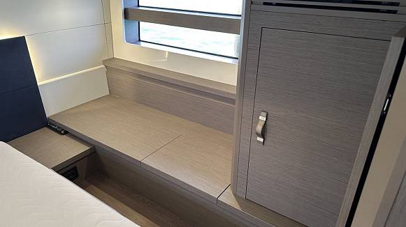 Яхта GRAN TURISMO 45