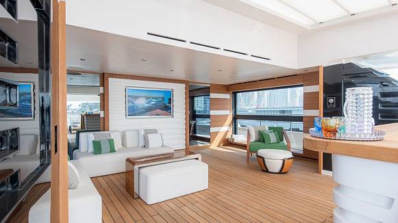 Яхта MAJESTY 175