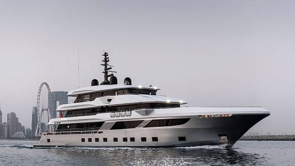 Яхта MAJESTY 175