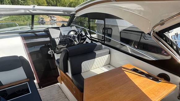 Яхта GRANDEZZA 28