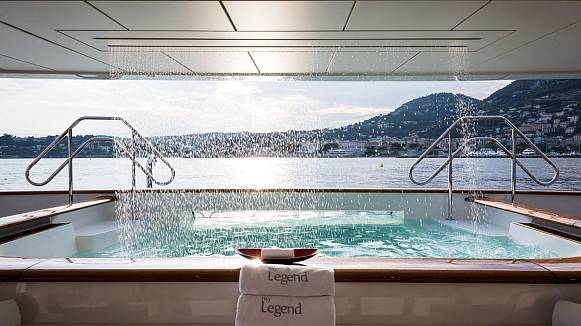 LEGEND yacht