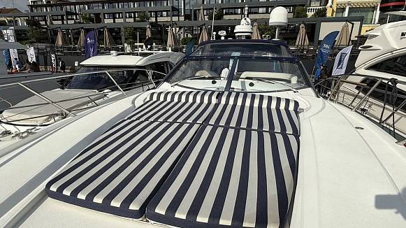 Яхта Sunsееkеr Portofino 46
