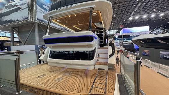 Яхта GALEON 640 FLY