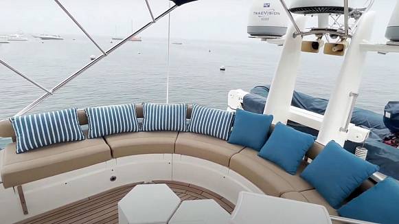 Яхта FAIRLINE SQUADRON 62