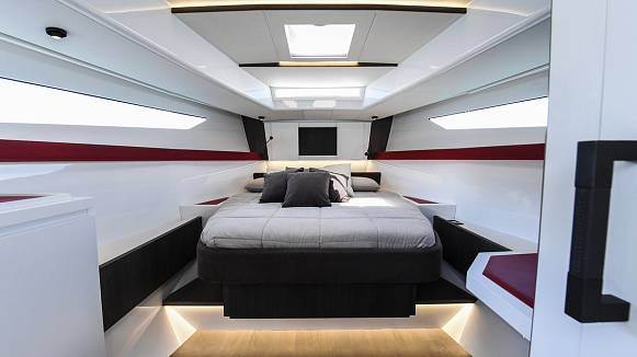 Яхта Fiart 43 Seawalker