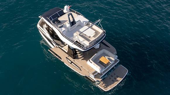 Яхта GALEON 430 EXPLORER