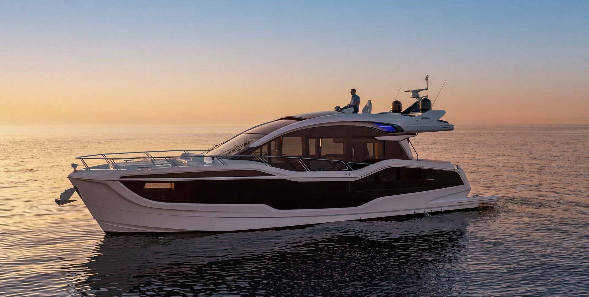 Яхта GALEON 570 SKY