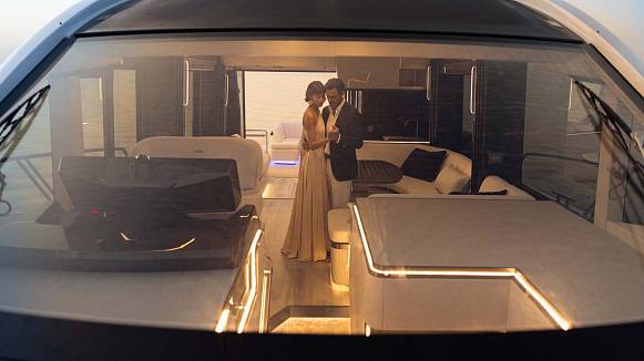 Яхта GALEON 570 SKY