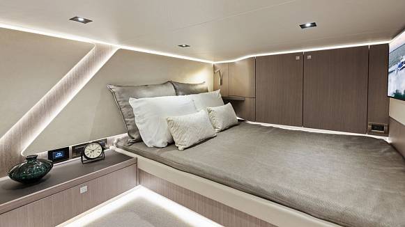 Яхта GALEON 435 GTO