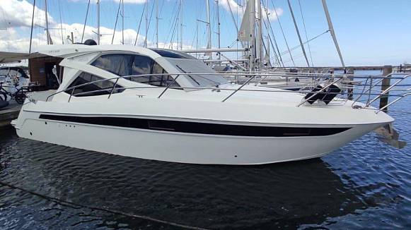 Яхта GALEON 350 HTC