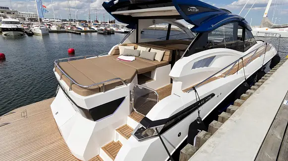 Яхта GALEON 485 HTS