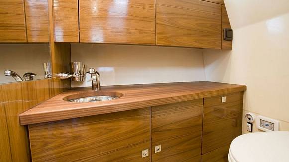 Яхта Marex 370 Aft Cabin