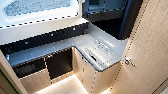 Яхта GALEON 435 GTI