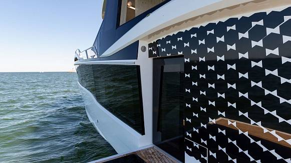 Яхта GALEON 620 FLY