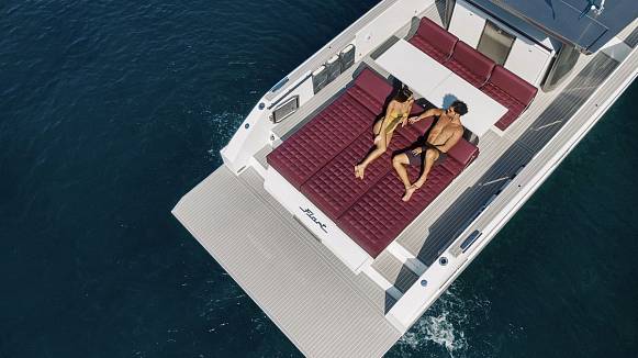 Яхта Fiart 43 Seawalker