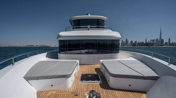 Яхта NOMAD 75 SUV