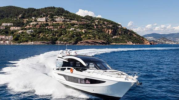 Яхта Galeon 650 Sky