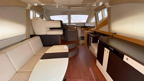 Яхта CRANCHI ATLANTIQUE 43