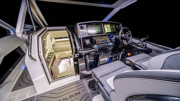 Яхта GALEON 325 GTO