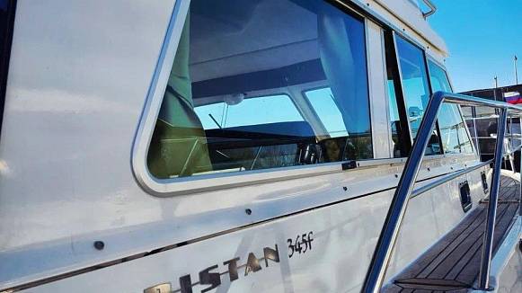 Яхта TRISTAN 345