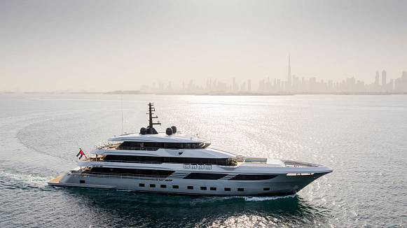 Яхта MAJESTY 175